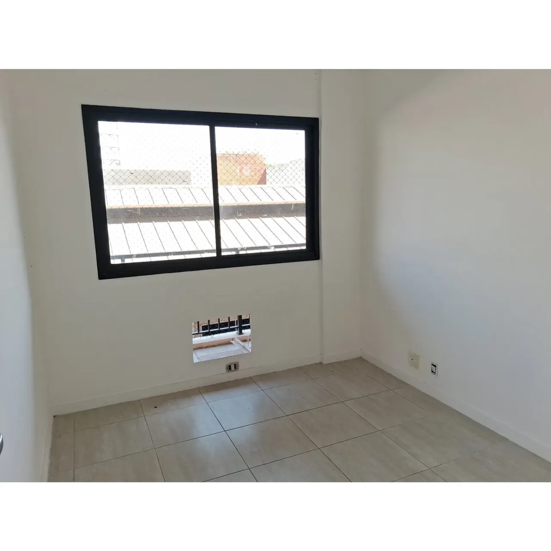 73 m² 2-bedroom rental apartment with balcony — photo 5