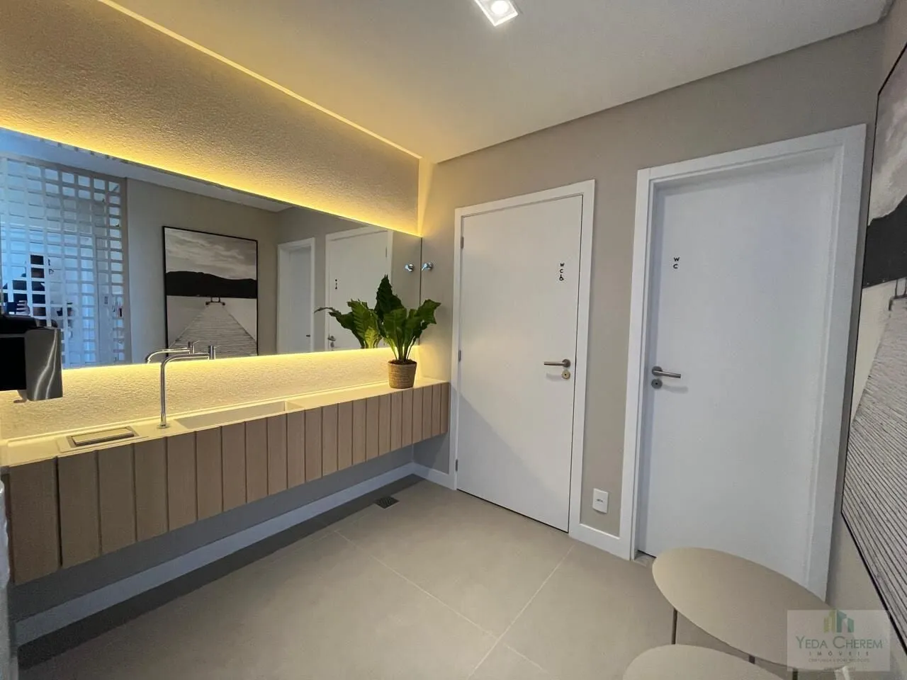 Furnished studio, 55 m², with a water view — photo 18