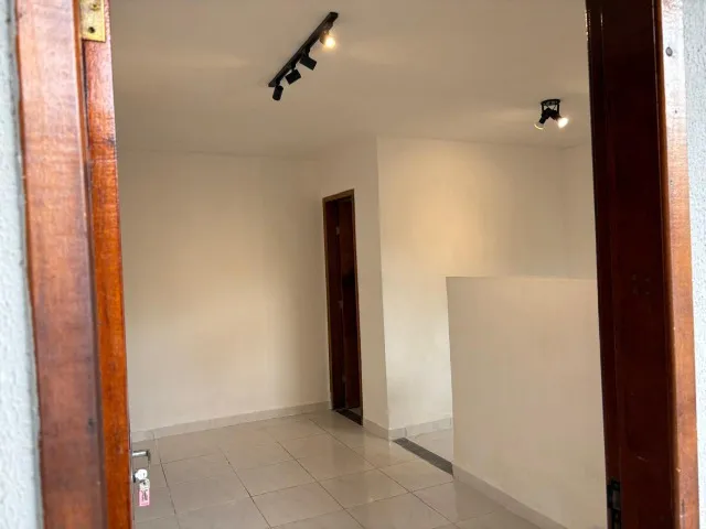 1-bedroom apartment with air conditioning and glass shower — photo 10
