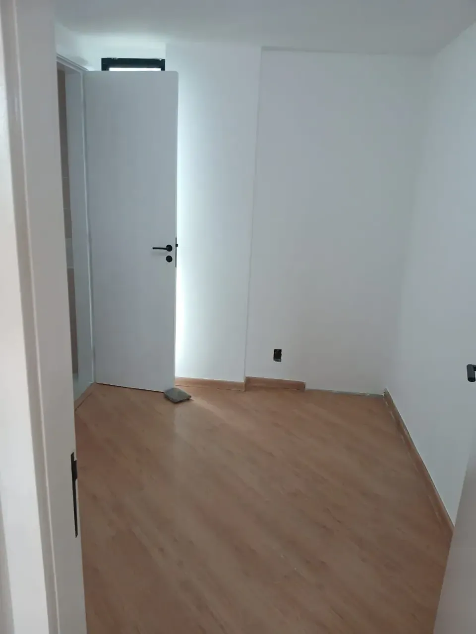 Apartamento semimobiliado com 3 quartos e 2 banheiros — photo 9