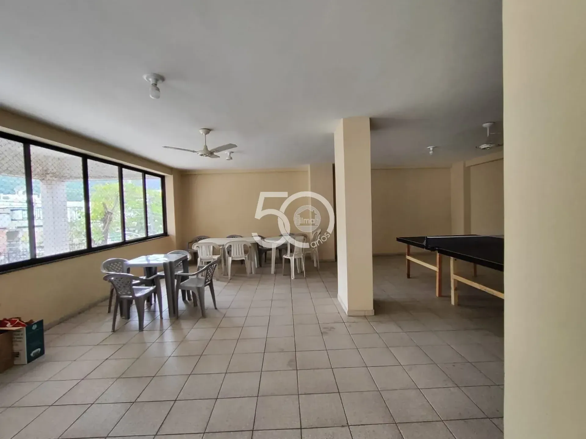 98 m² apartment with 3 bedrooms and 2 garage spaces — photo 43