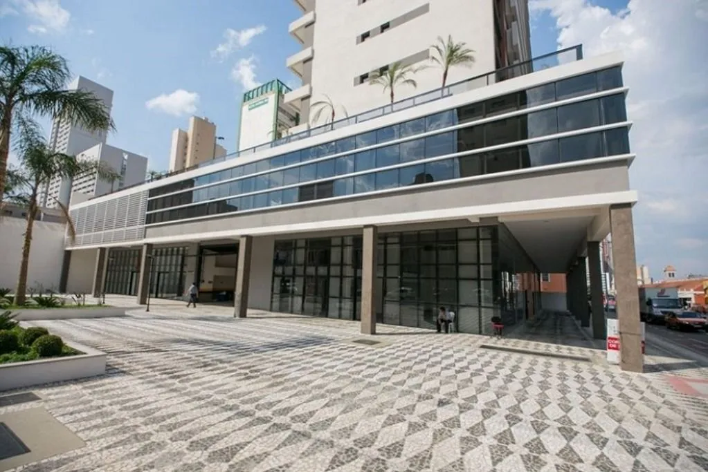 Furnished 1-bedroom apartment with balcony — photo 46