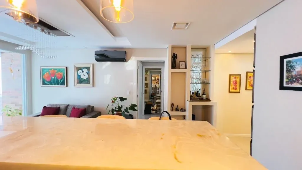 Apartamento no 4º andar com varanda envidraçada — photo 18