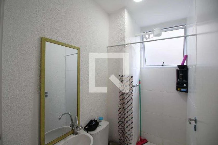 Apartamento de 2 quartos com 1 banheiro e cozinha separada — photo 14