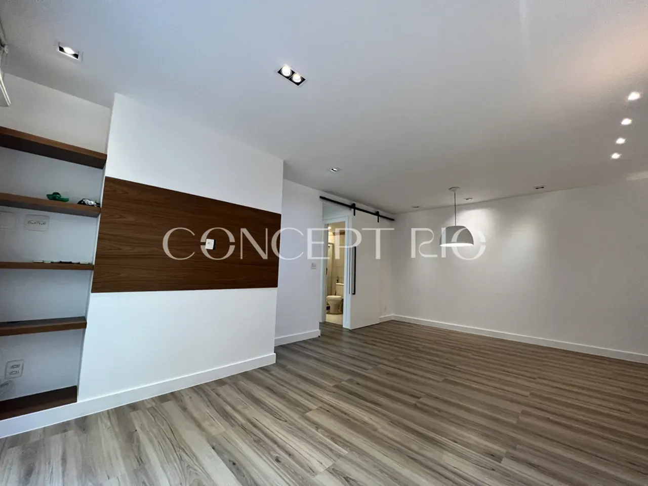 2-bedroom apartment with a private BBQ — photo 15