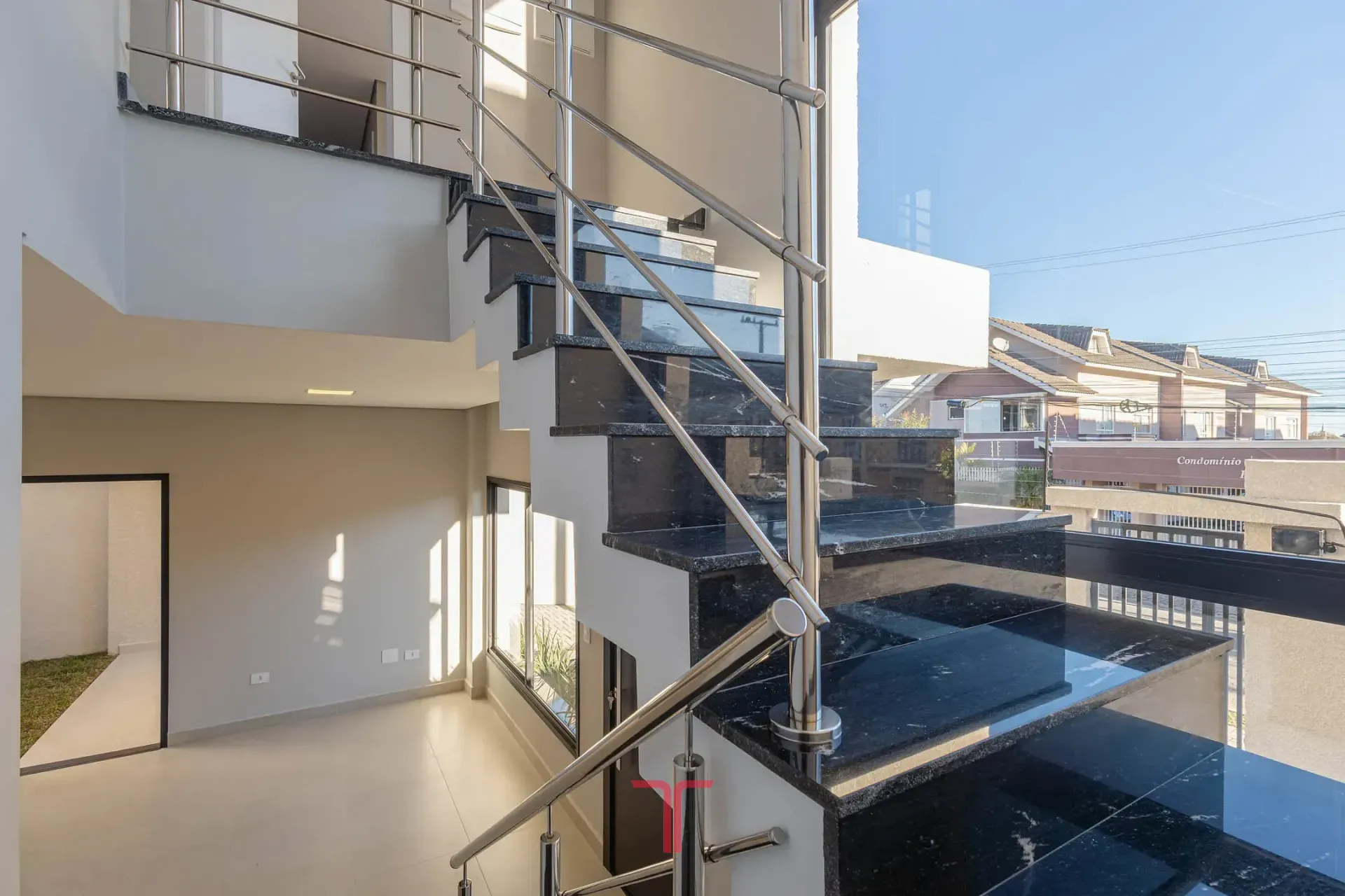 95 m² townhouse with 3 bedrooms and open kitchen — photo 43