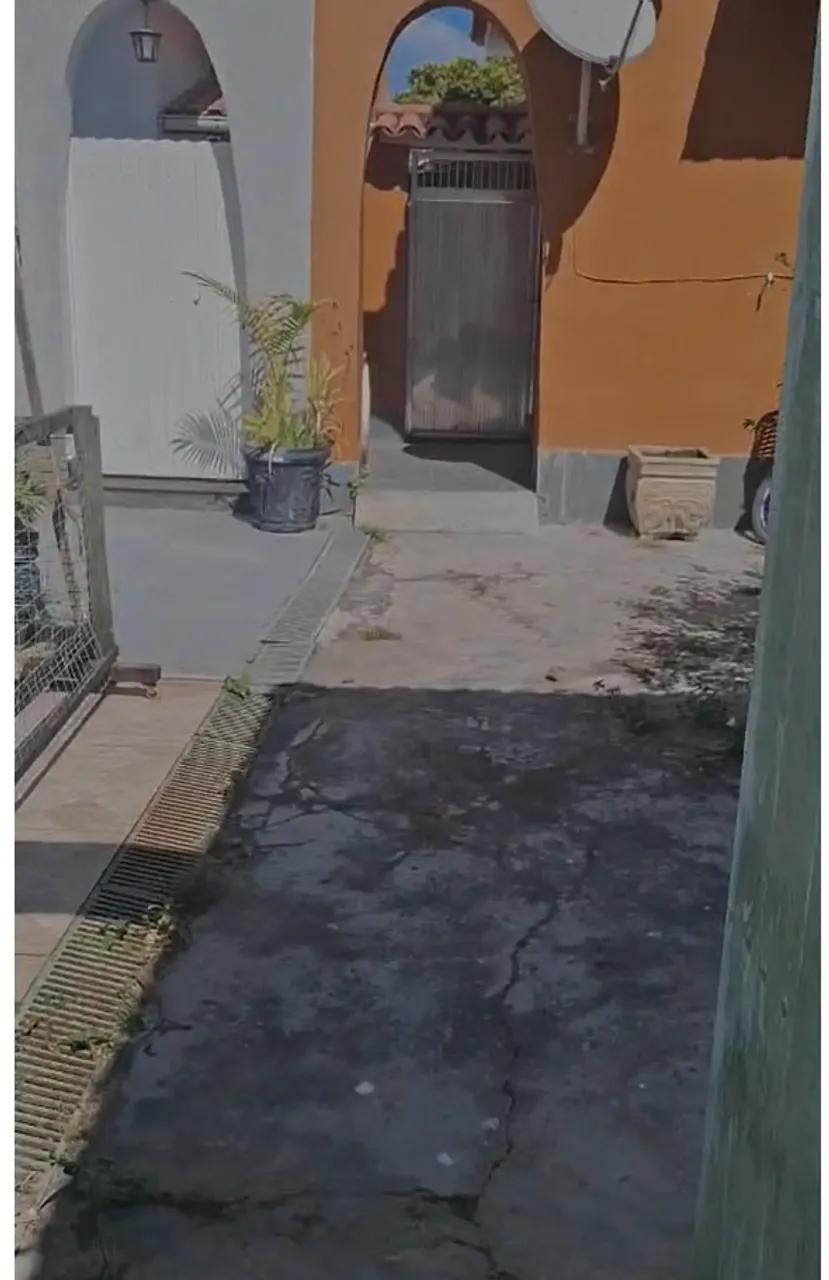 House with 2 bedrooms, 1 bathroom and a balcony — photo 7