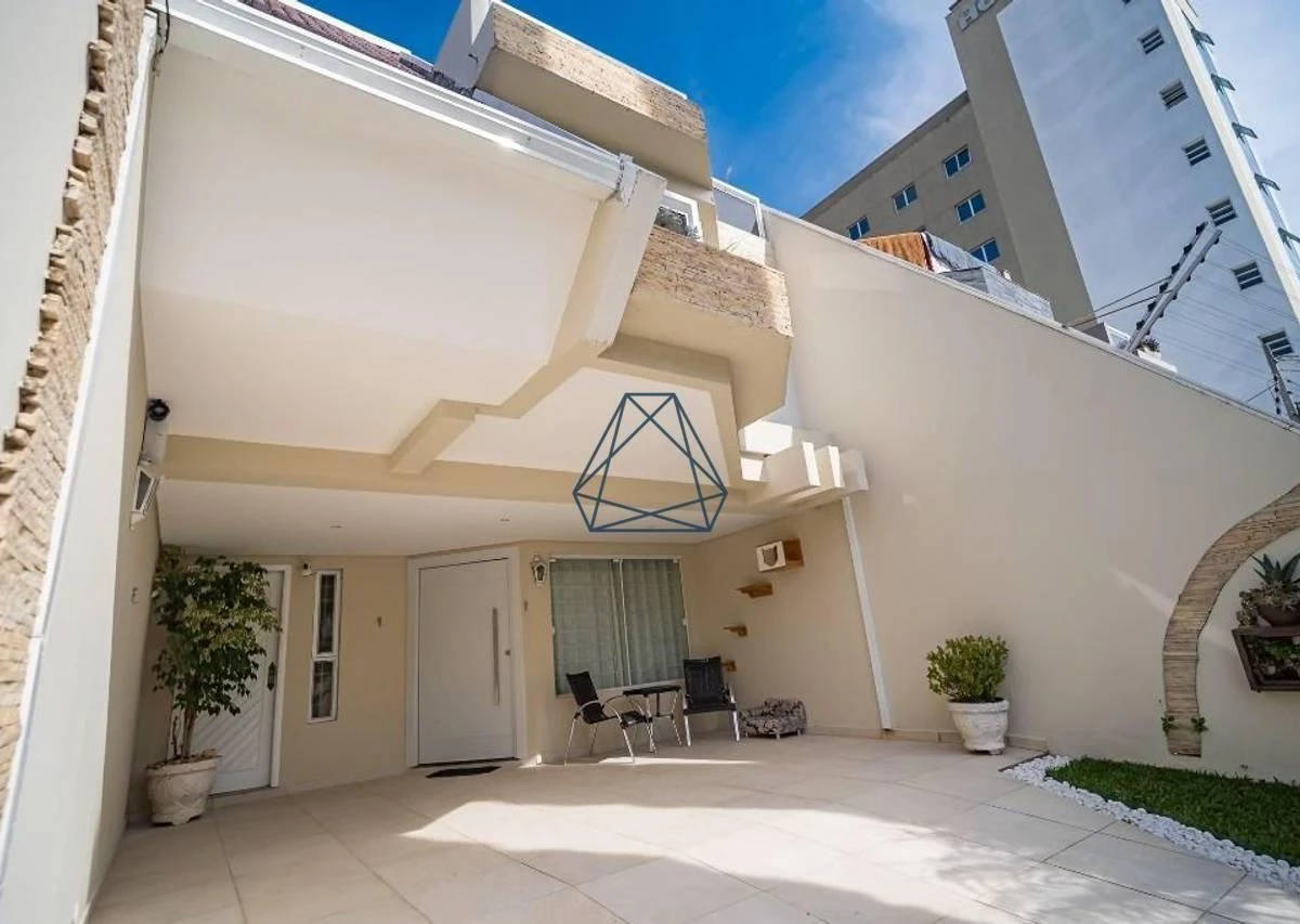Washing machine in a 4-bedroom house, 210 m² — photo 8