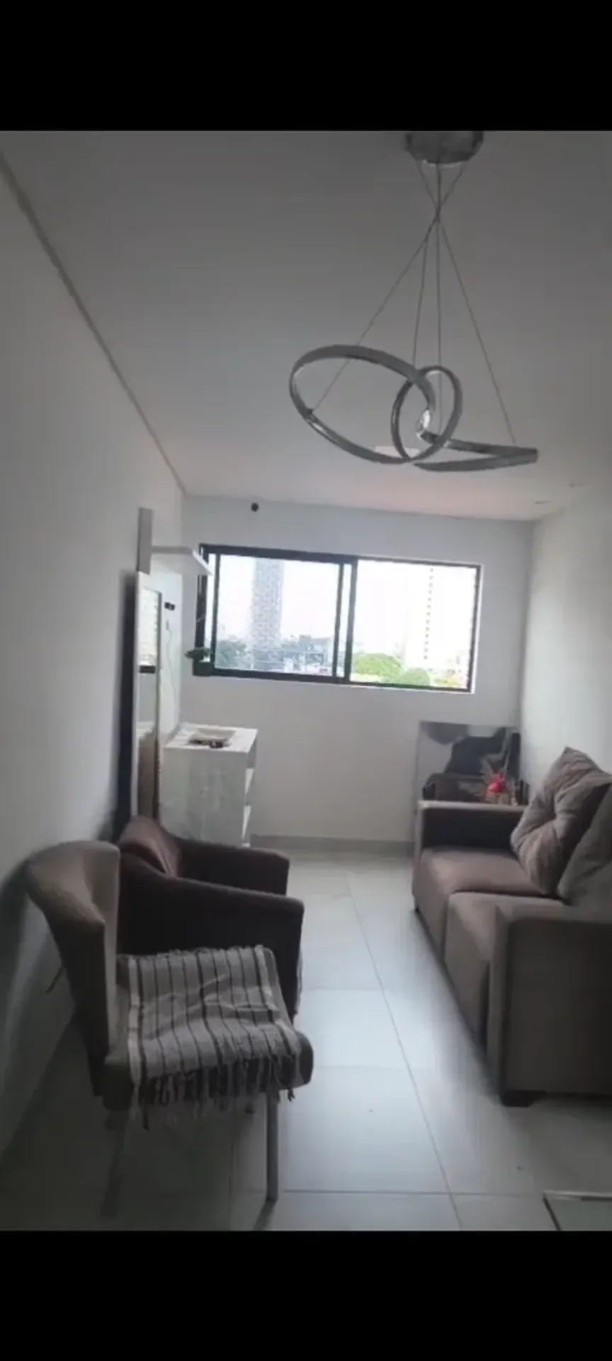 Top-floor apartment with 3 bedrooms, 2 en-suites and 2 parking — photo 10