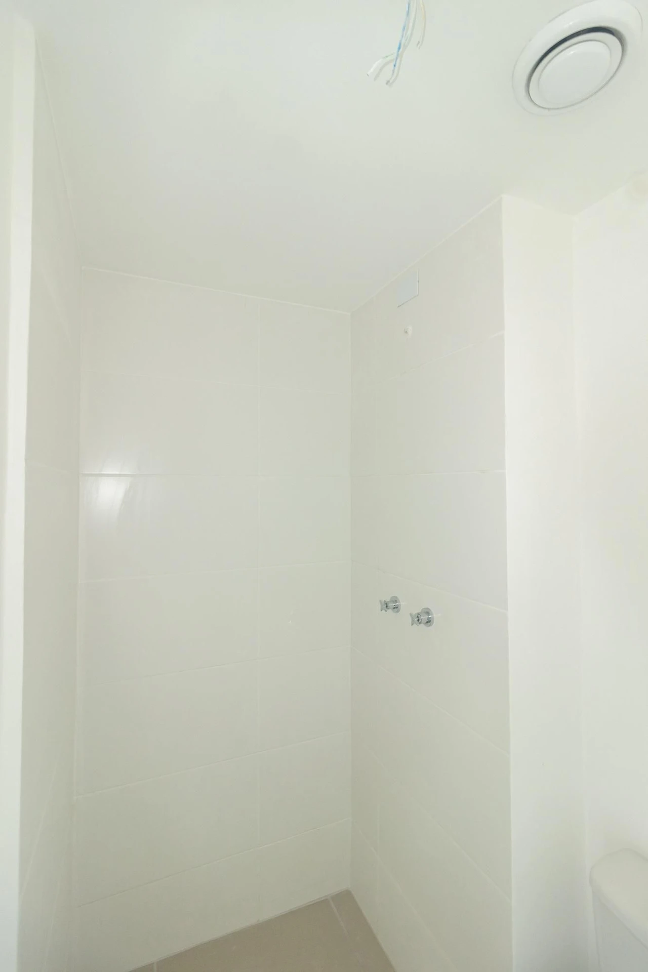 Apartamento de 2 dormitorios con balcón y 1 plaza — photo 30