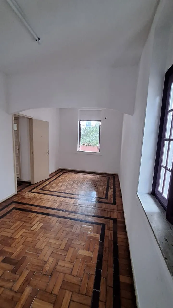 Commercial house with 3 bedrooms and 250 m² — photo 9