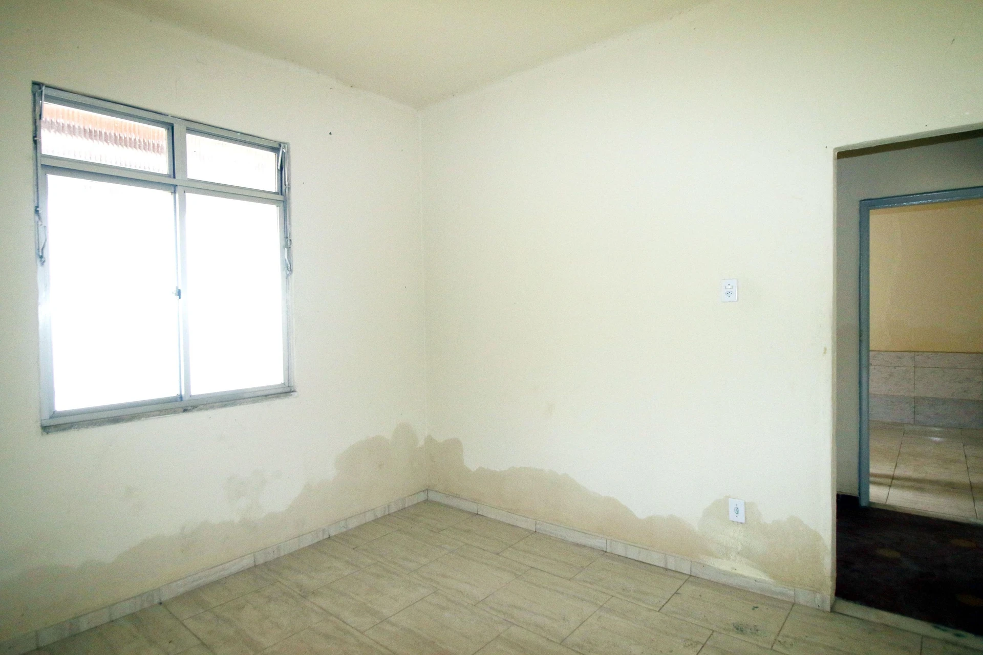 One-bedroom house with a garden — photo 18