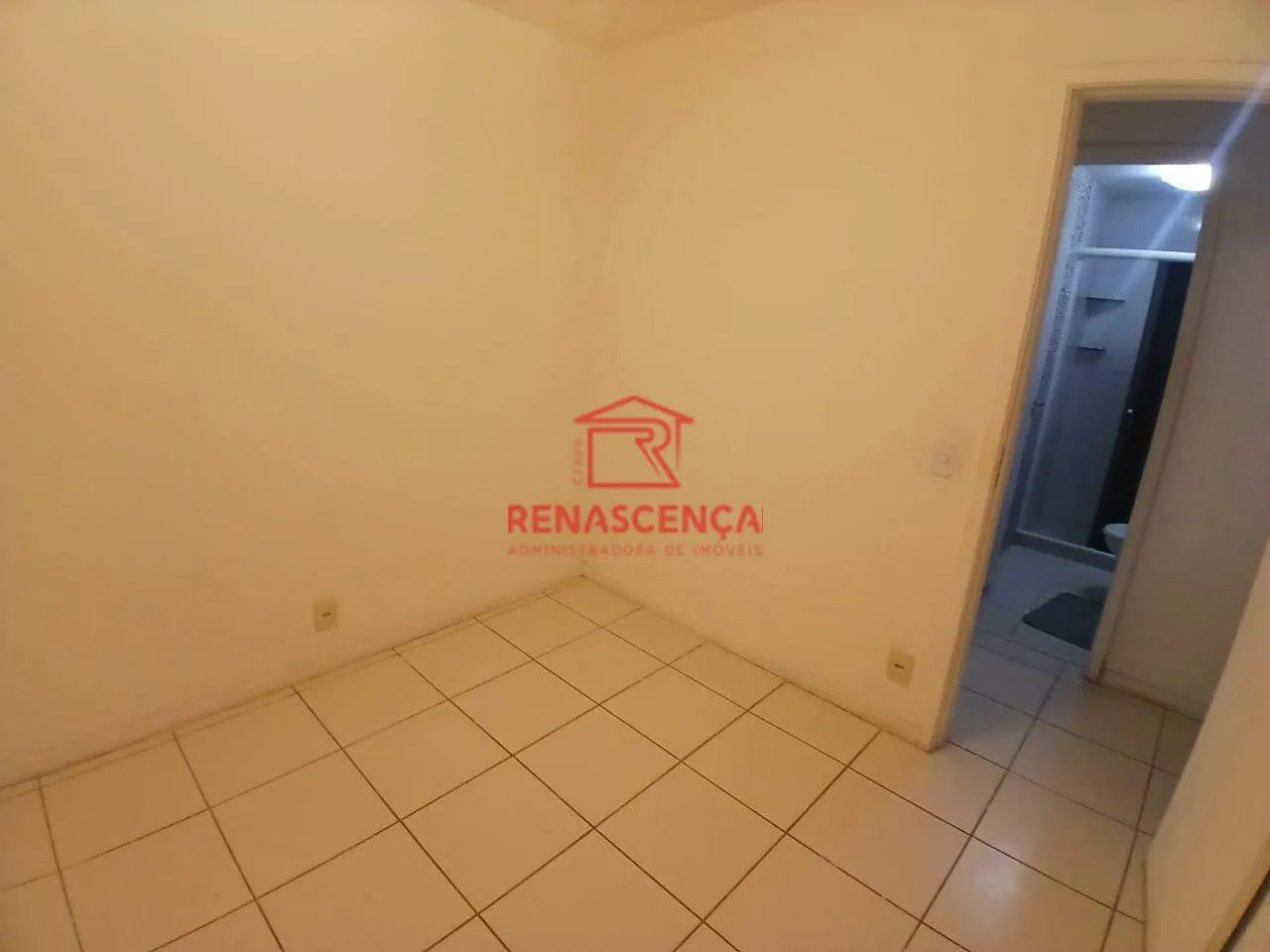 Apartamento mobiliado de 2 quartos em condomínio com piscina — photo 15