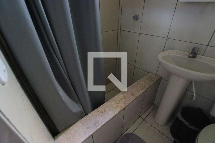 Furnished 40 m² studio with 1 bedroom and 1 bathroom — photo 9