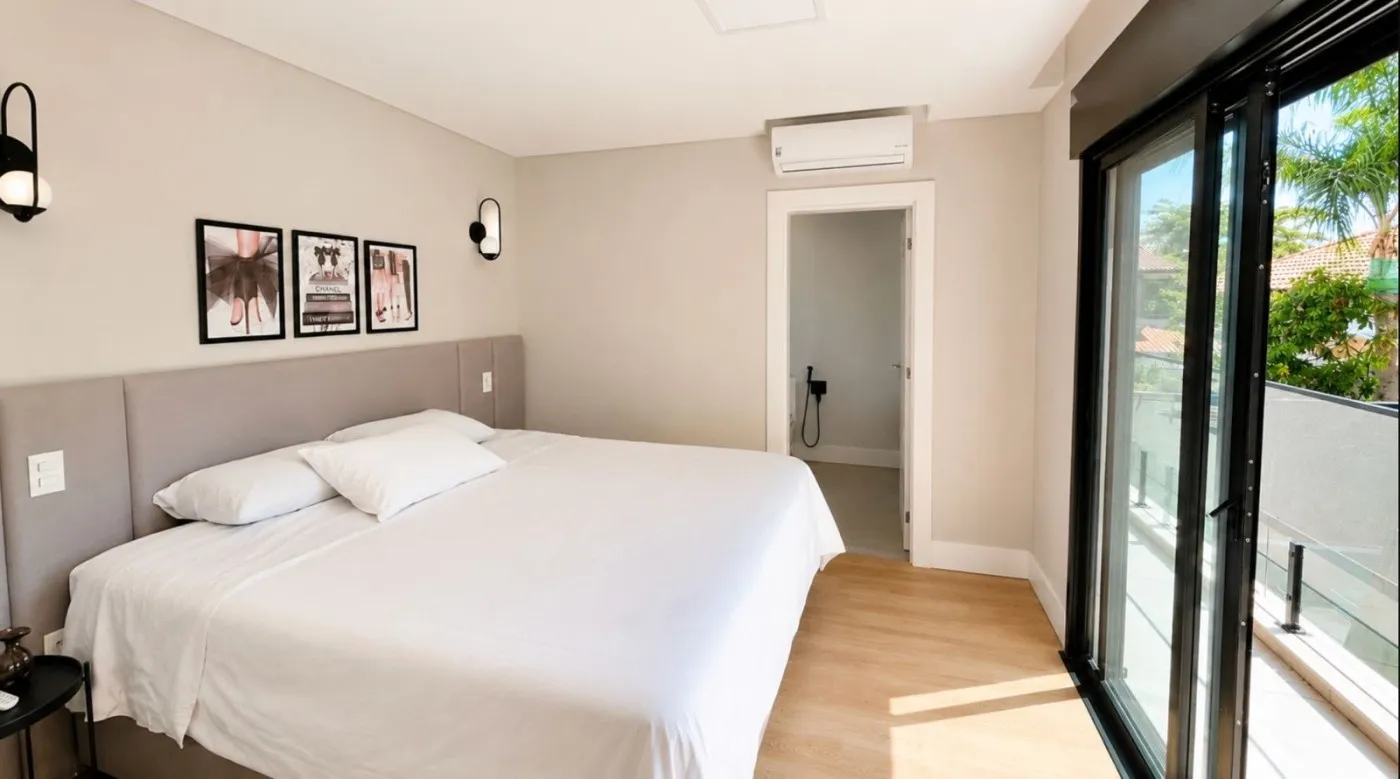 Дом 450 м² с 4 спальнями с ванной и 3 парковками — photo 4