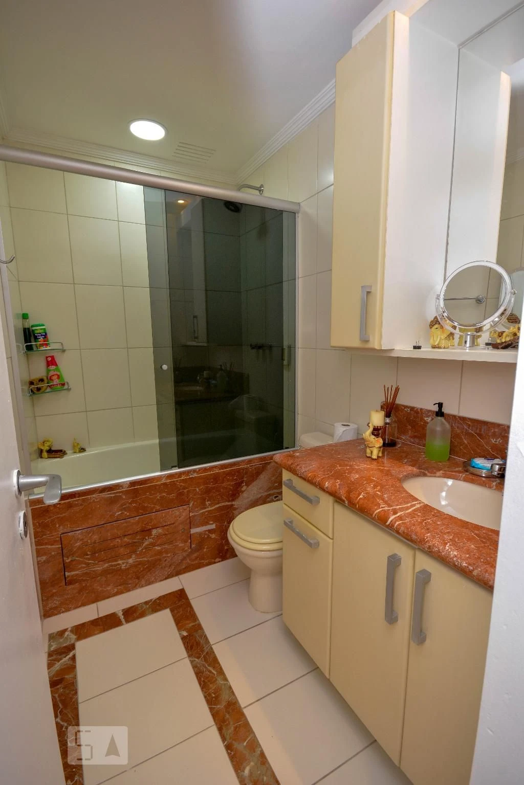 2-bedroom apartment with a bathtub in Rio de Janeiro — photo 19