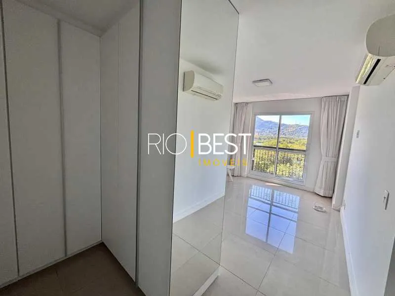 Apartment with 3 bedrooms, 4 bathrooms and balcony — photo 6