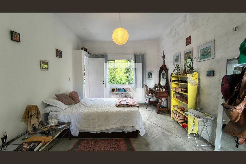 Furnished house, 270 m², with floor-to-ceiling windows — photo 9