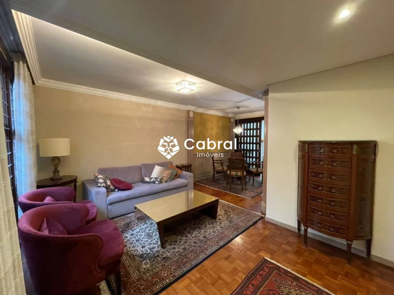 Casa com 3 dormitórios, suíte e jardim privado — photo 2