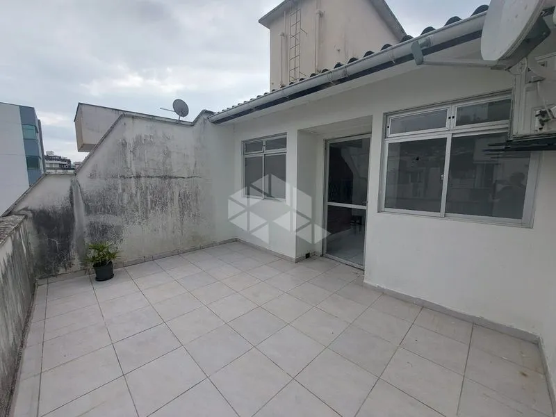 Apartamento de 2 dormitorios con 130 m² y 1 plaza en 5.º — photo 8