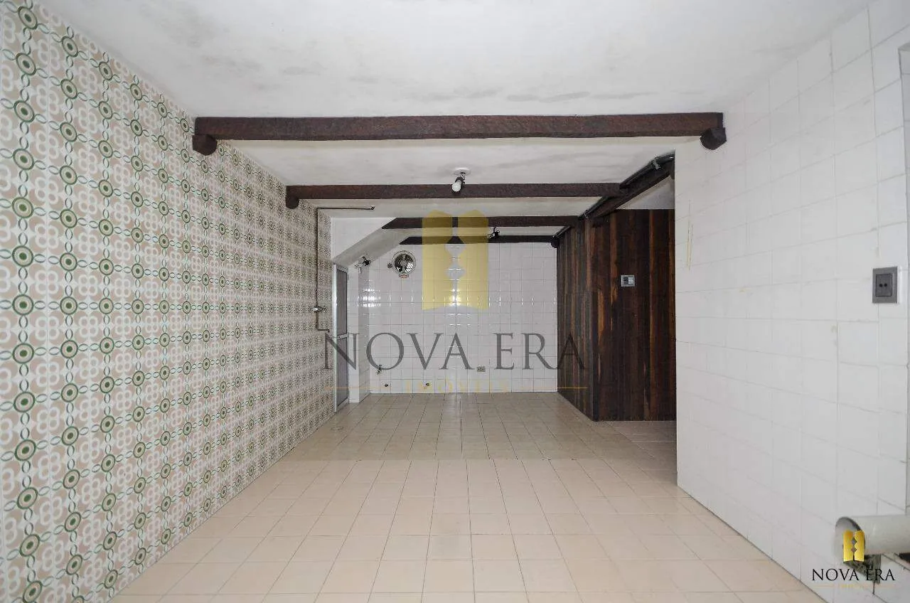 4-bedroom house with a grill on the balcony in Curitiba — photo 9