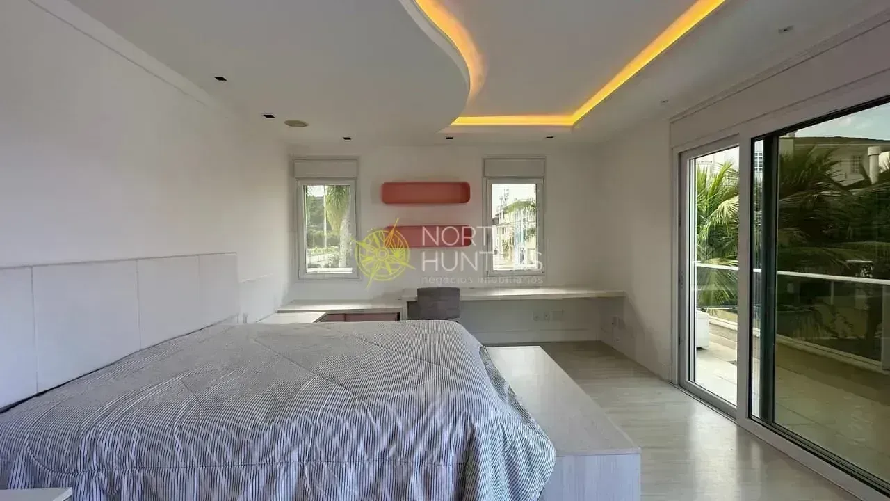 Furnished house with 9 bedrooms and a gas open kitchen — photo 55