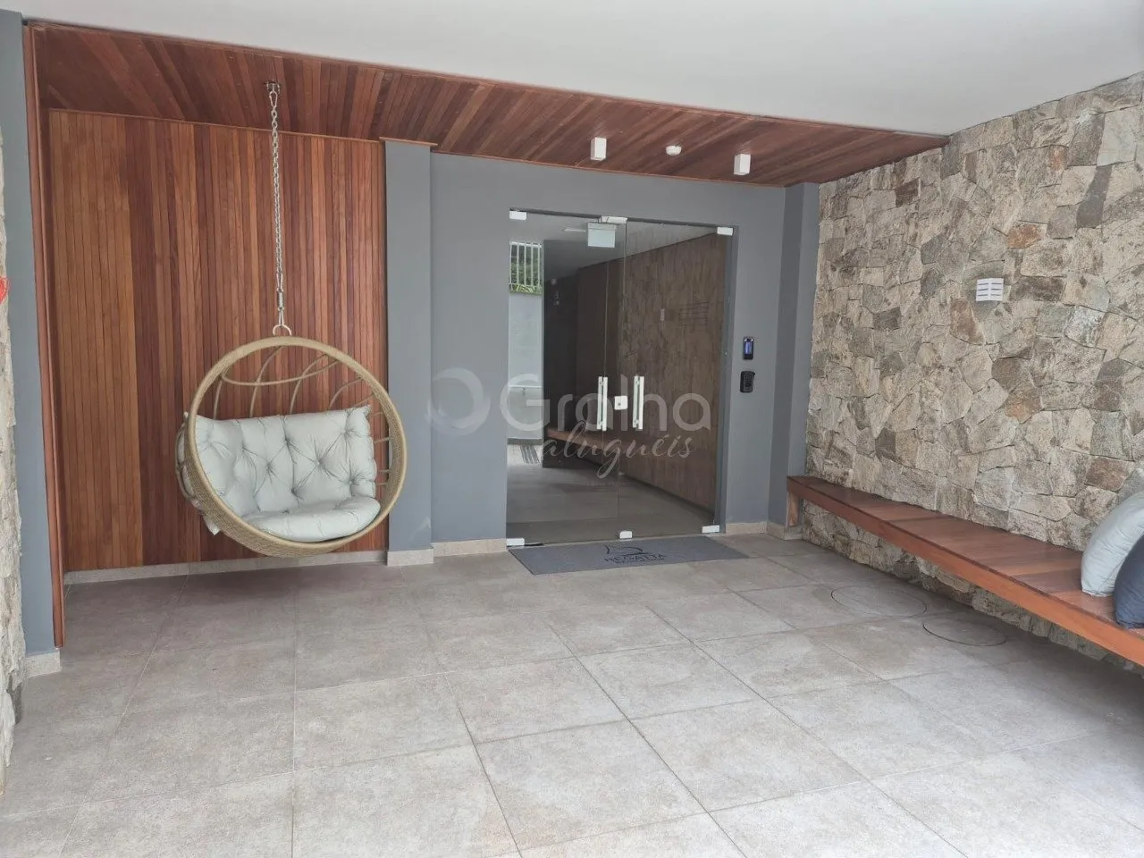 200 m² apartment with a dishwasher and a water view — photo 40