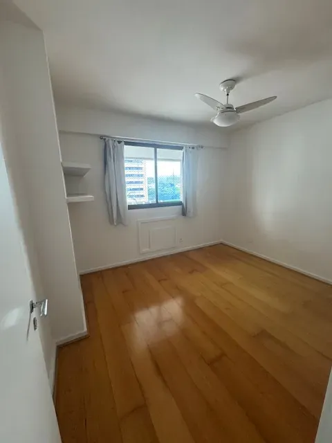 Home office in a one-bedroom apartment, 79 m² — photo 3