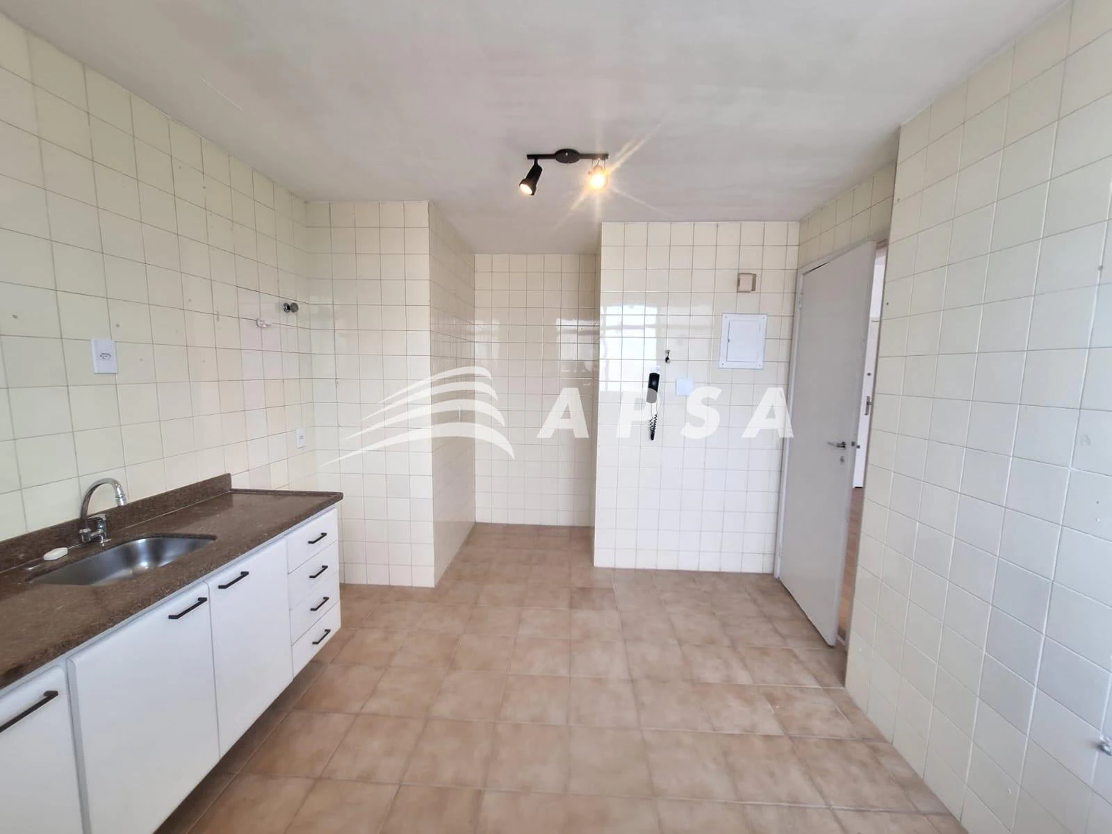 Apartment, 66 m², with a private BBQ — photo 2
