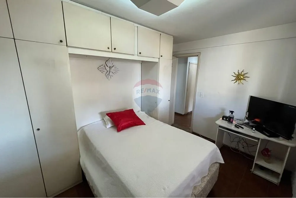 Furnished 4-bedroom apartment with 2 baths and 183 m² — photo 17