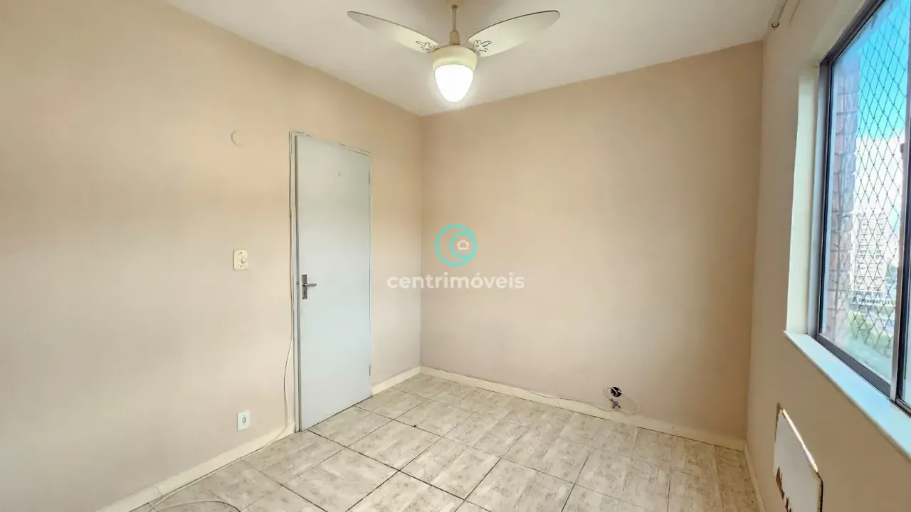 2-bedroom apartment with pool in the building — photo 13