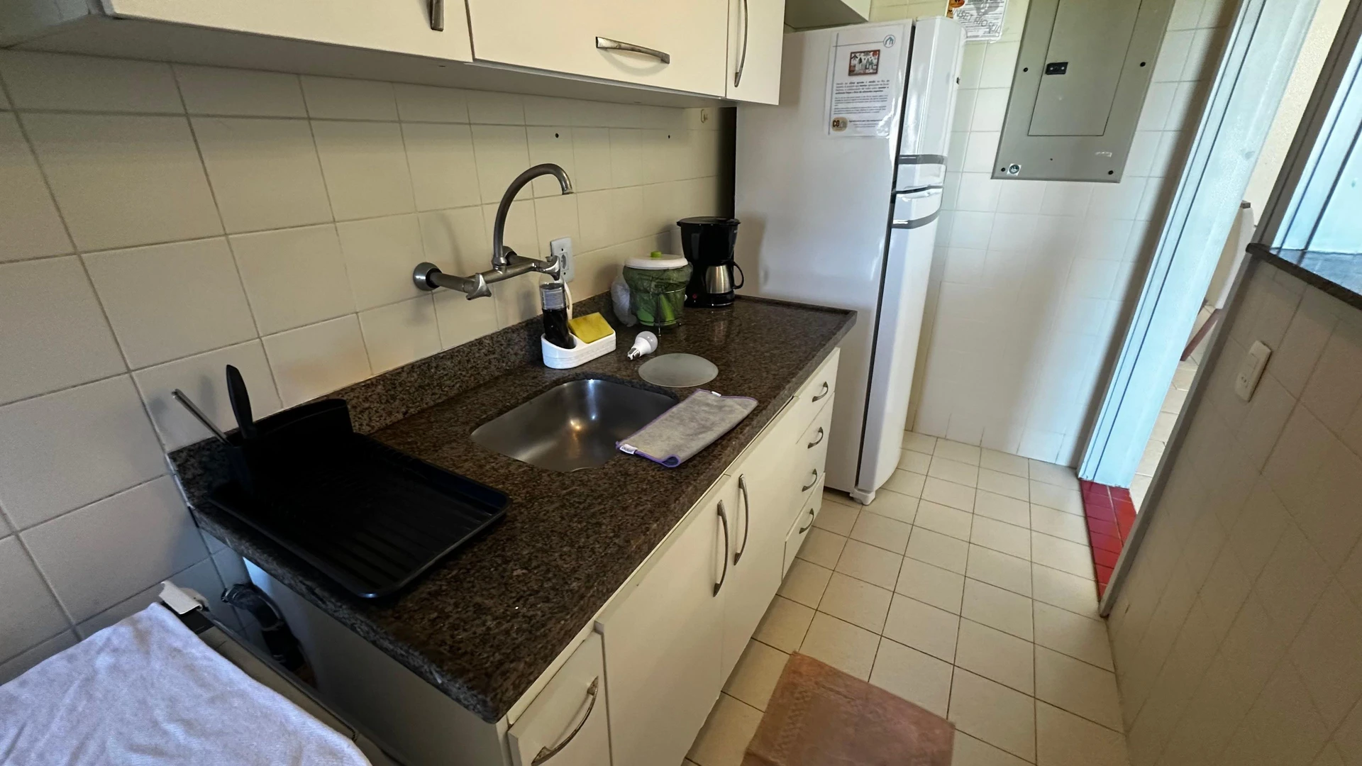 Furnished apartment with balcony and 1 bedroom — photo 7