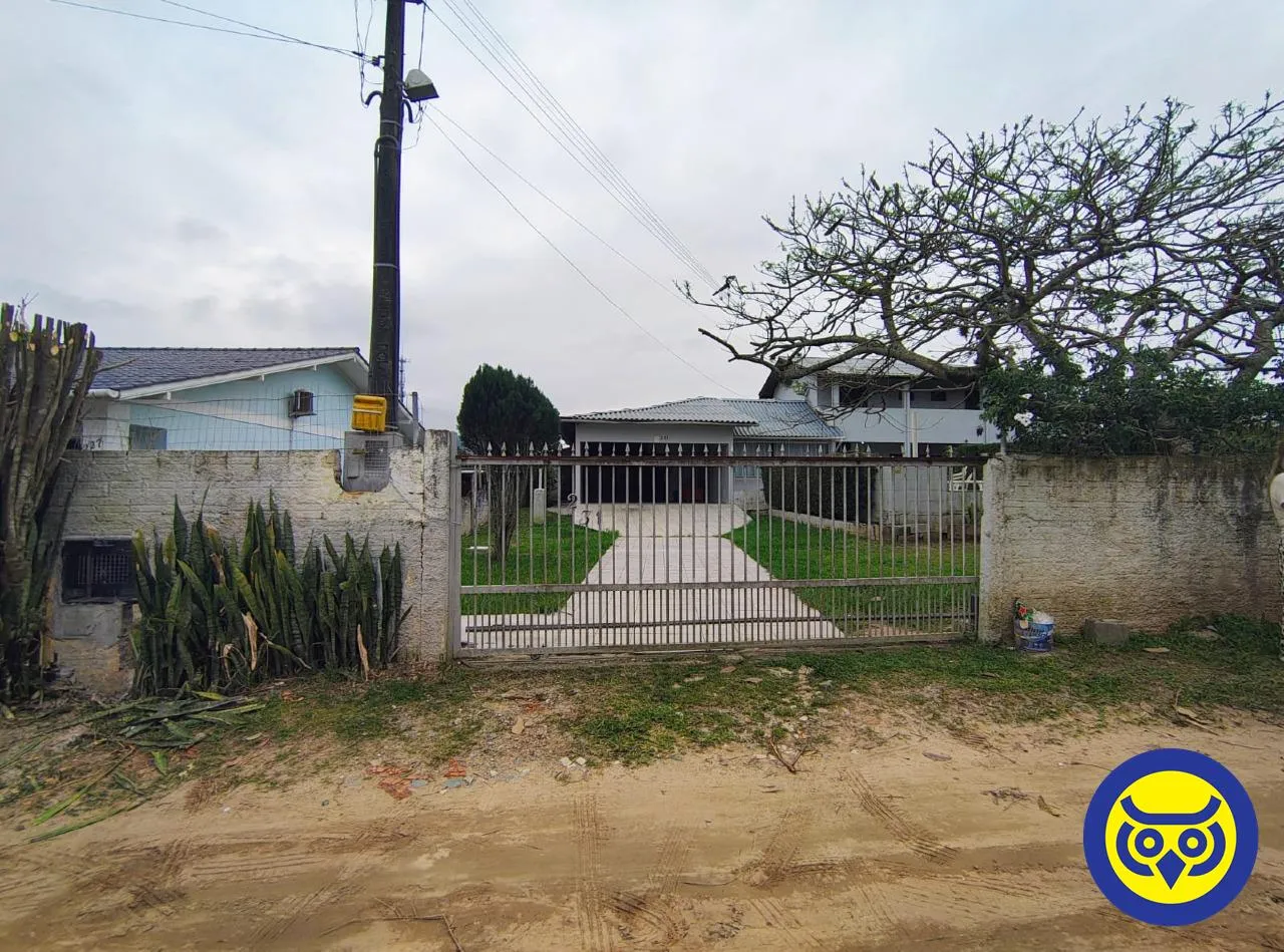 270 m² house with a garden and a washing machine — photo 28