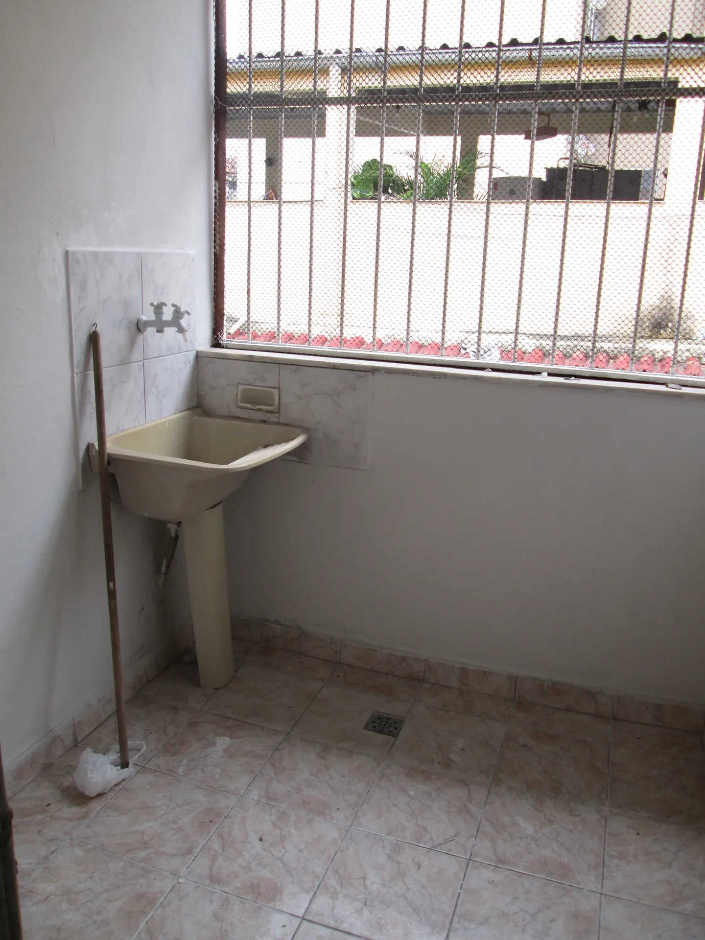 Apartment, 74 m², with wood or laminate floors — photo 15