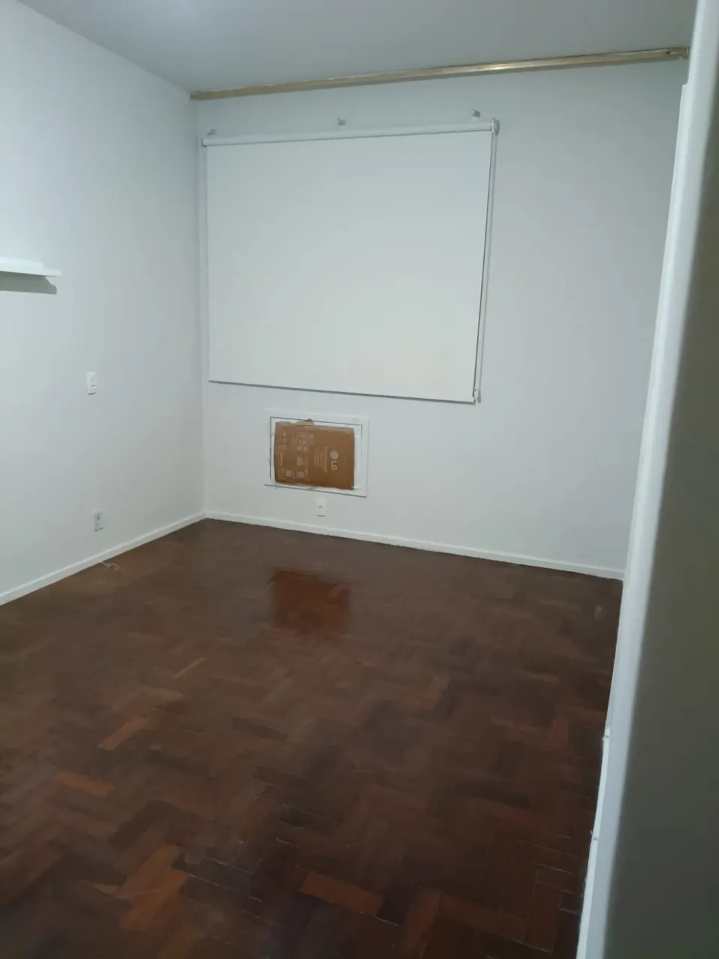 Деревянный пол или ламинат и 2 спальни: квартира 80 м² — photo 4