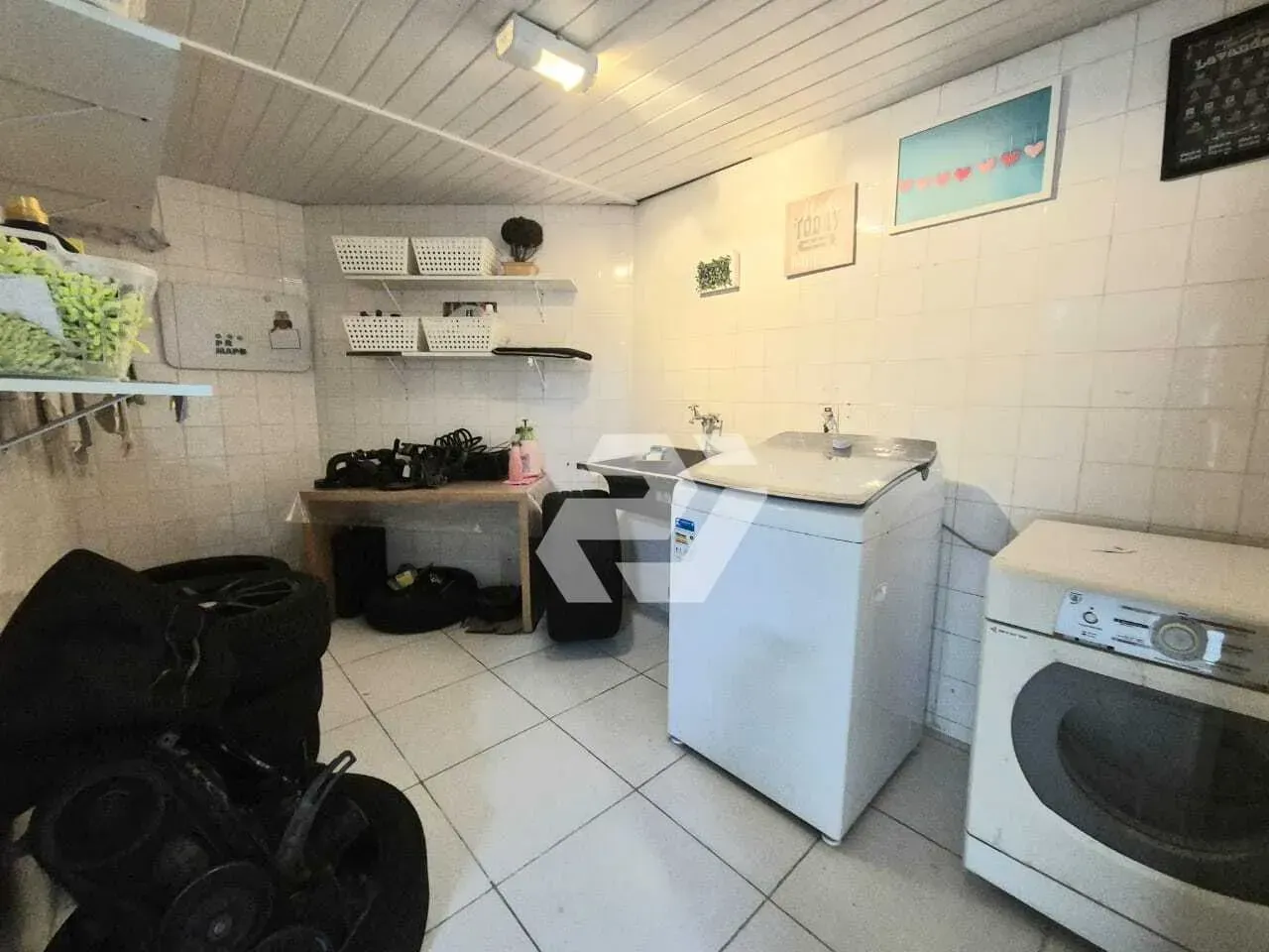 Casa mobiliada com 5 quartos e cozinha integrada a gás — photo 24