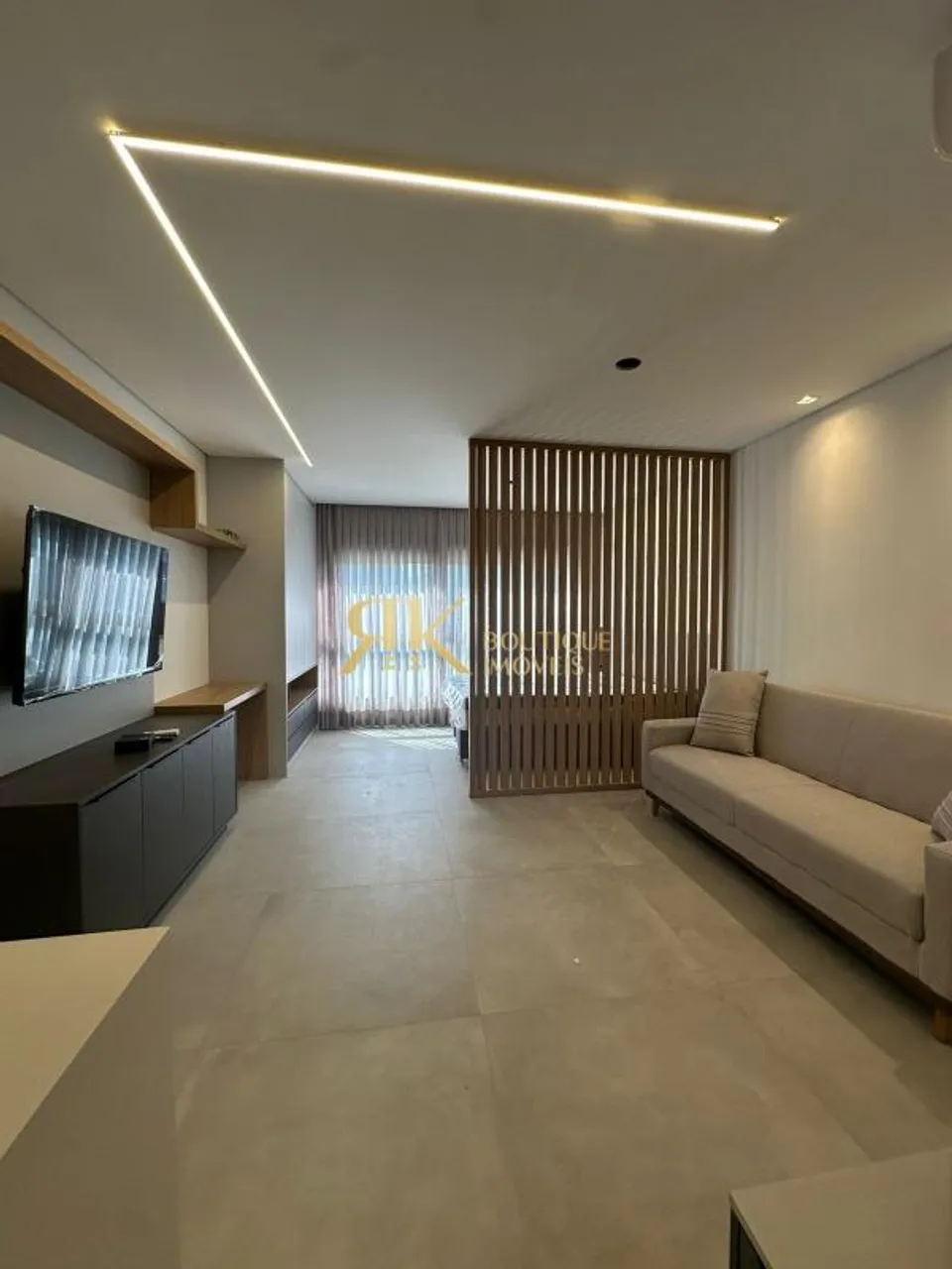 Furnished 1-bedroom apartment with 1 parking spot