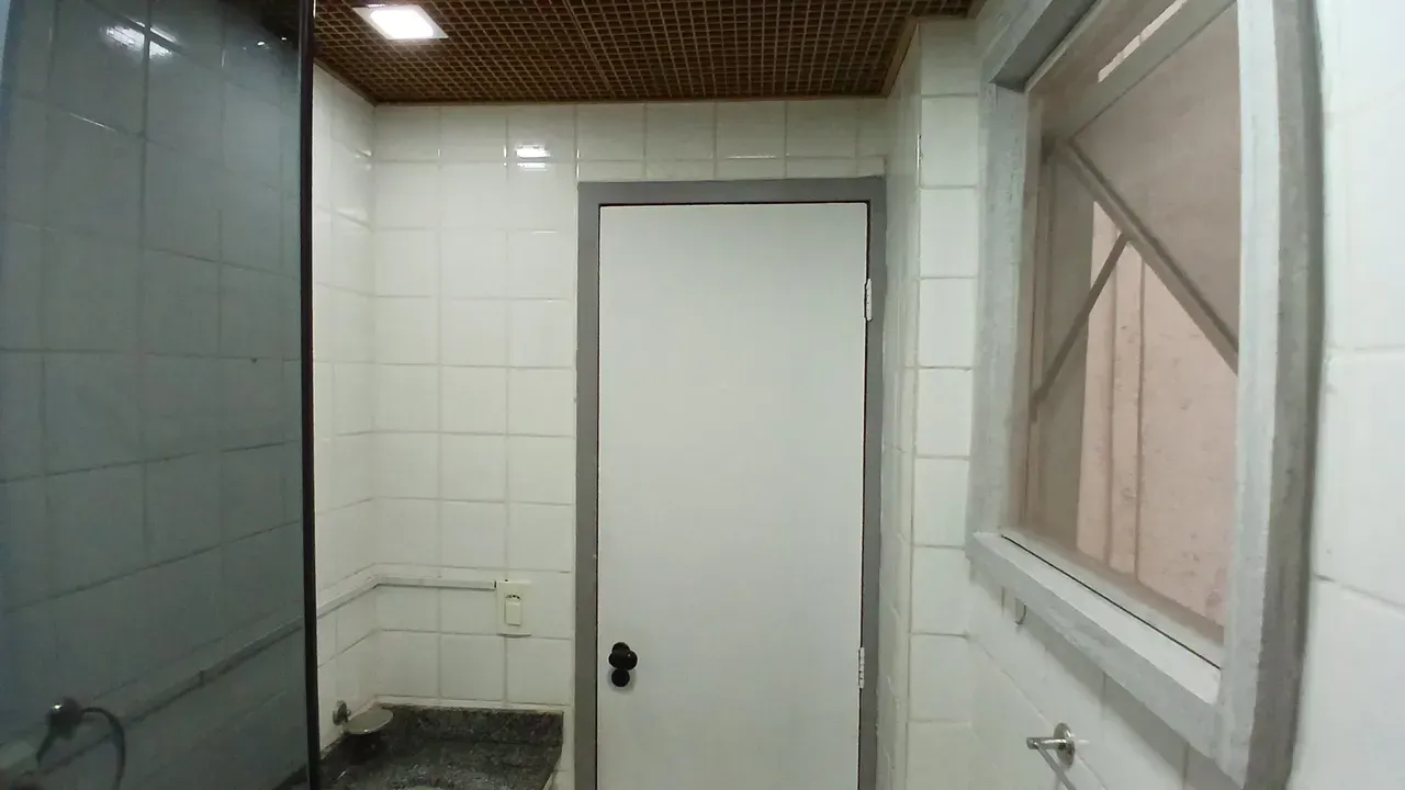 2-bedroom apartment with a balcony and 67 m² — photo 31