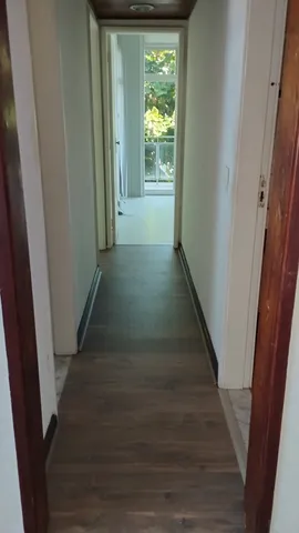 Unfurnished 2-bedroom apartment with 2 bathrooms — photo 13