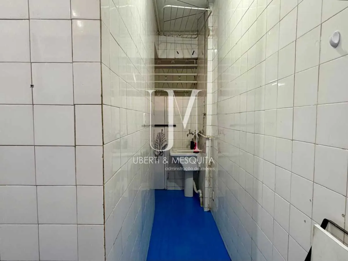 Mountain view in a one-bedroom apartment, 50 m² — photo 14
