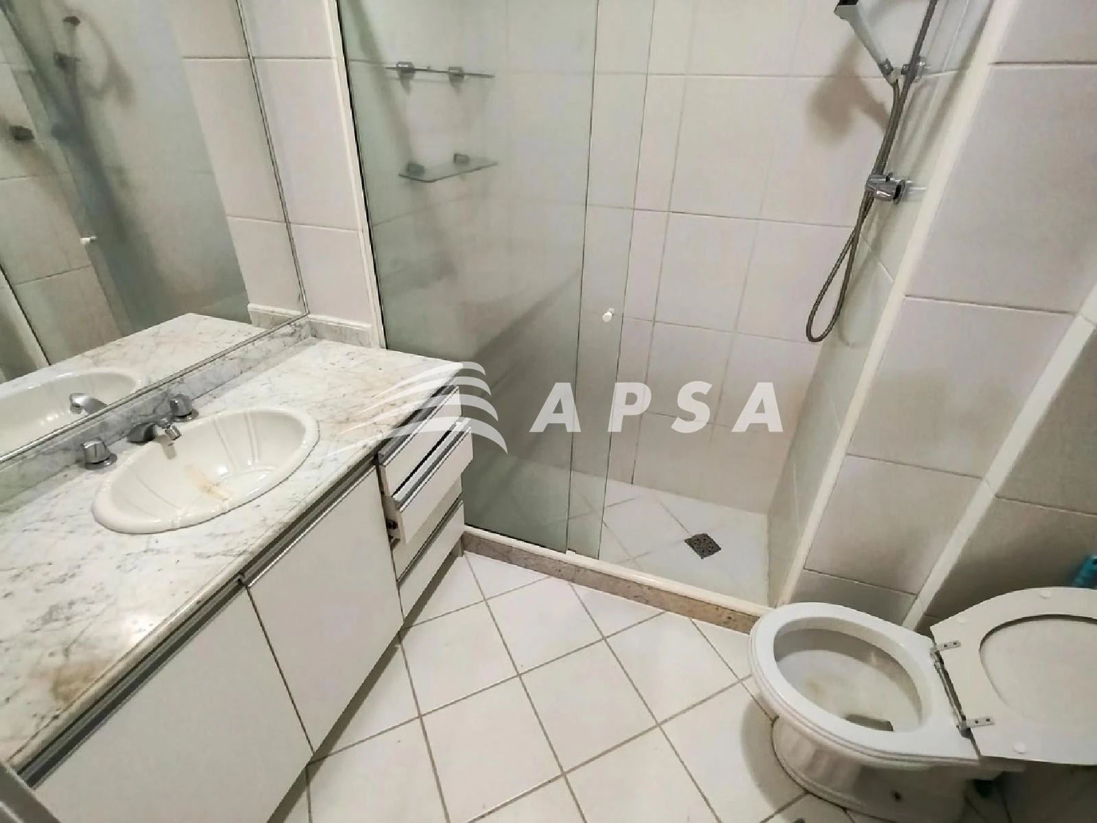 128 m² unfurnished apartment with 4 bedrooms and closed kitchen — photo 12