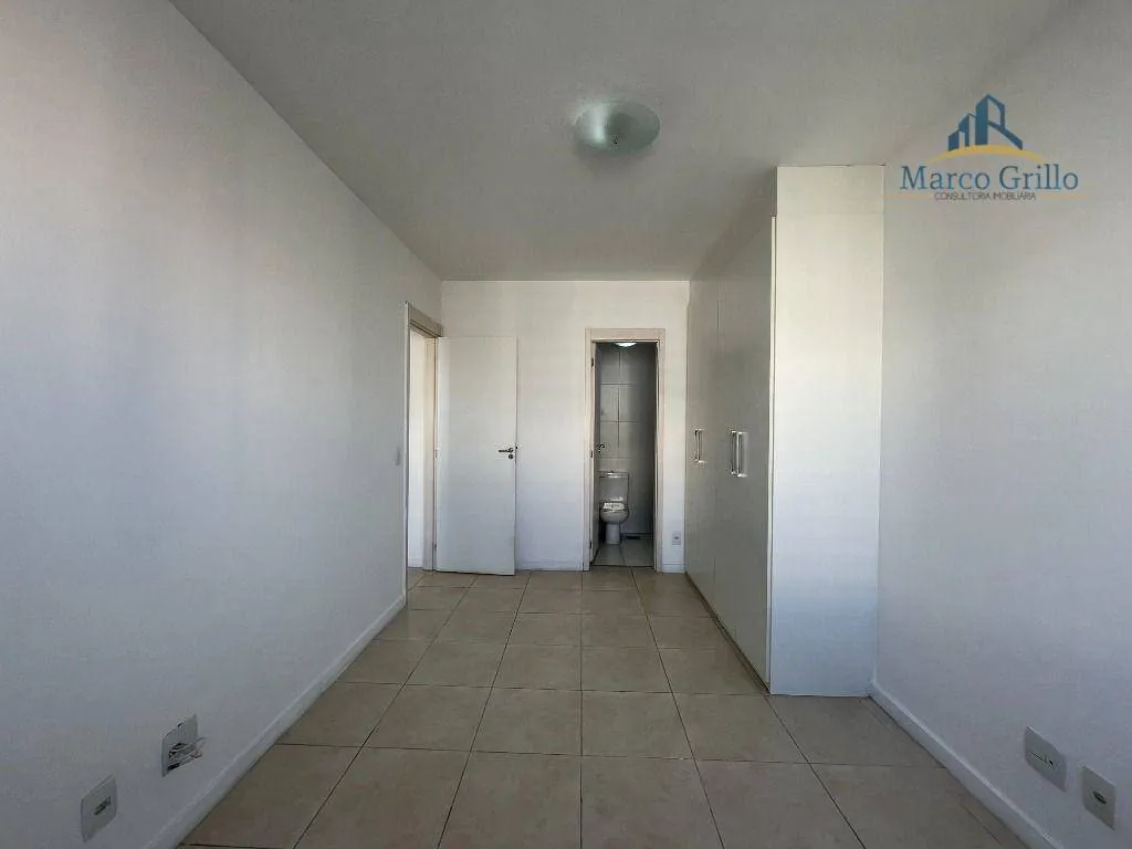 Park view in a 2-bedroom apartment, 69 m² — photo 23