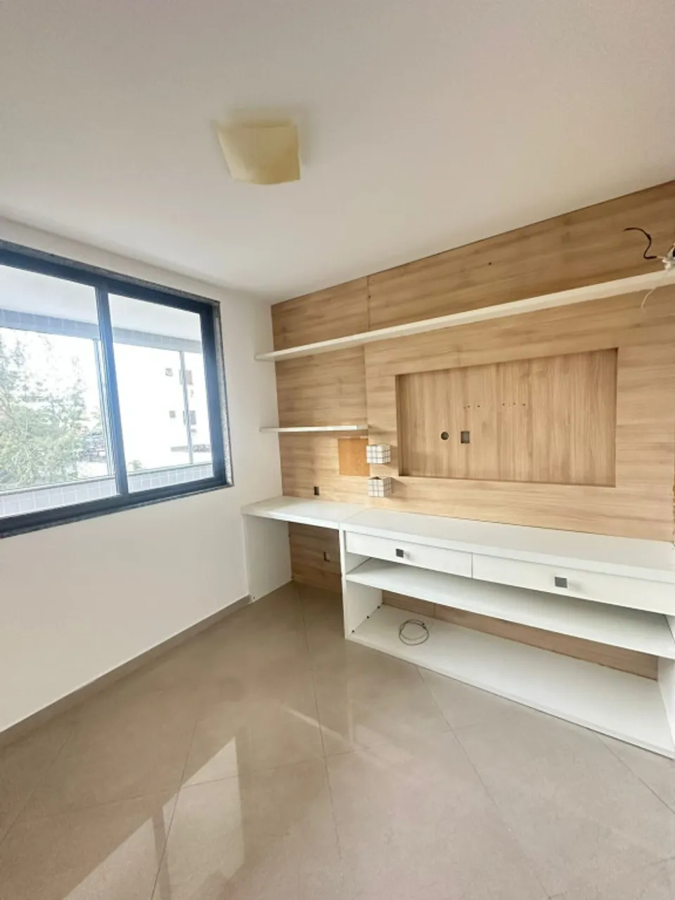 3-bedroom apartment with a separate kitchen and stove — photo 7