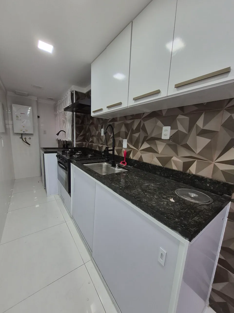 Apartamento de 2 quartos em condomínio com academia — photo 17