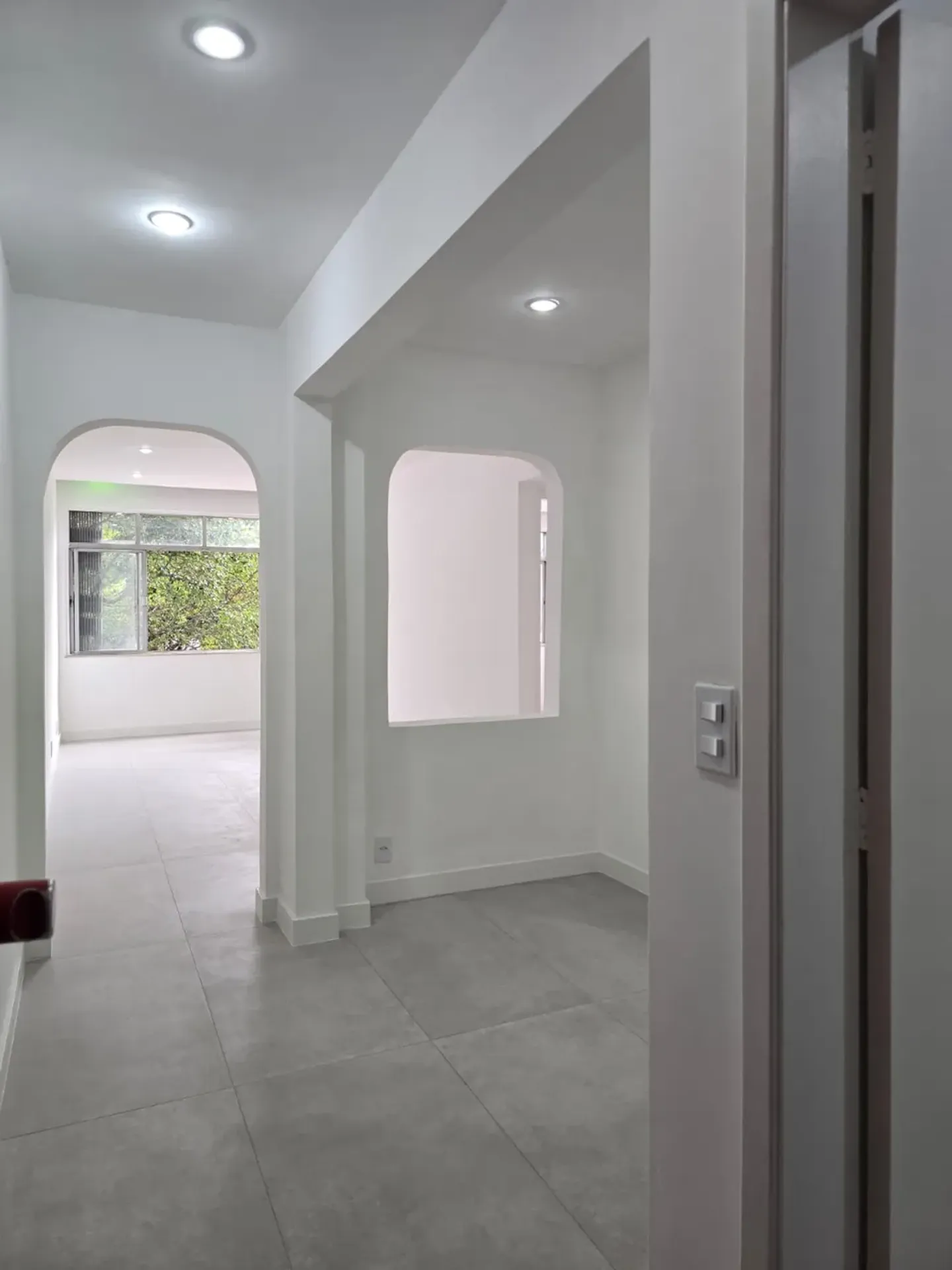 Park view in a one-bedroom apartment, 60 m² — photo 11