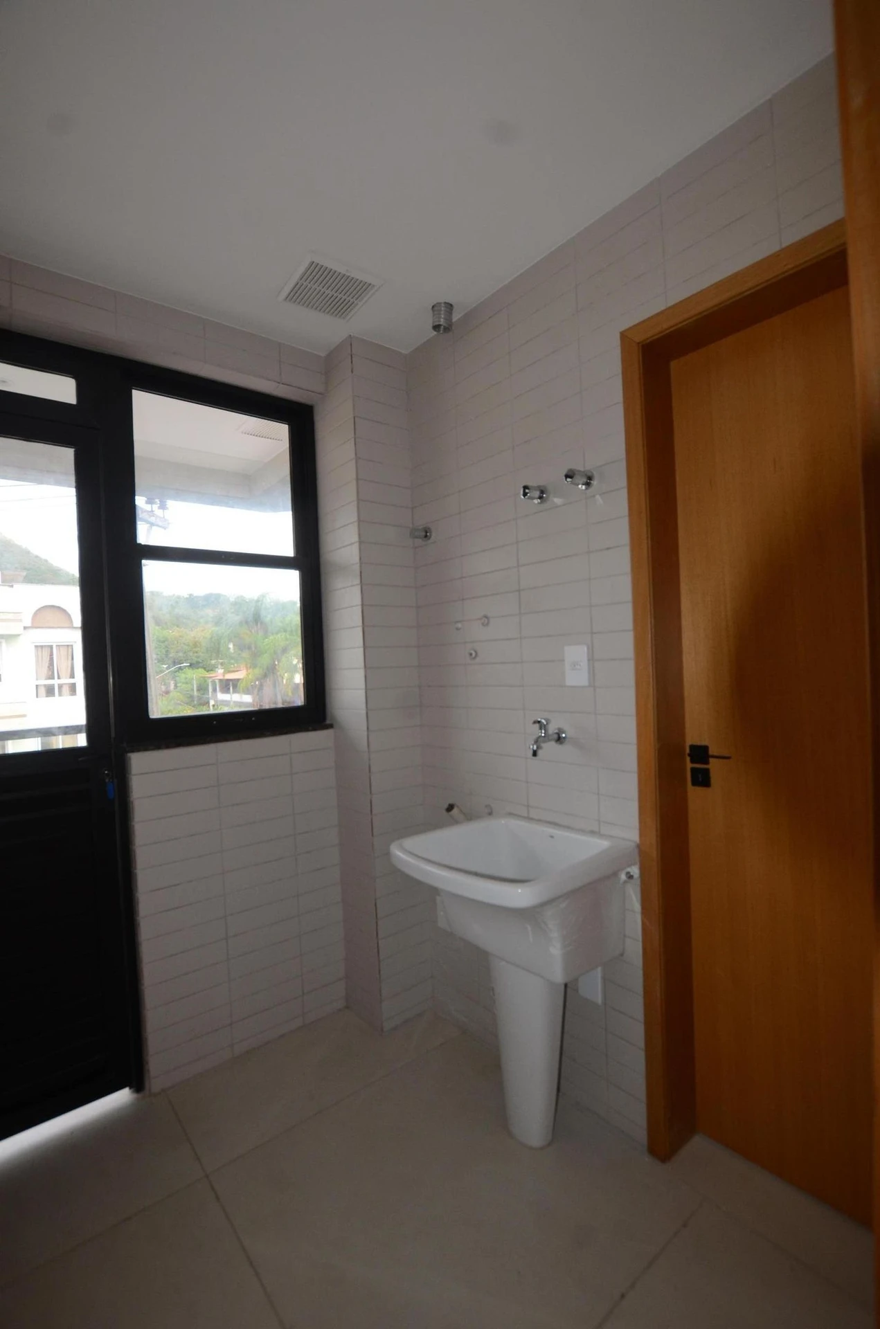 2-bedroom apartment with a mountain view in Rio de Janeiro — photo 4