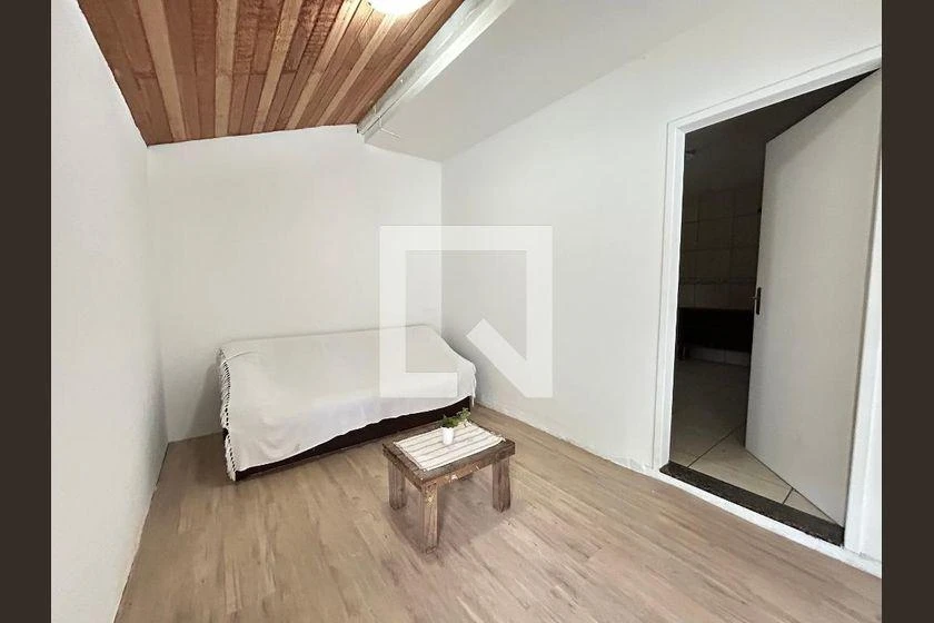 2-bedroom house with a washing machine in Florianópolis — photo 18