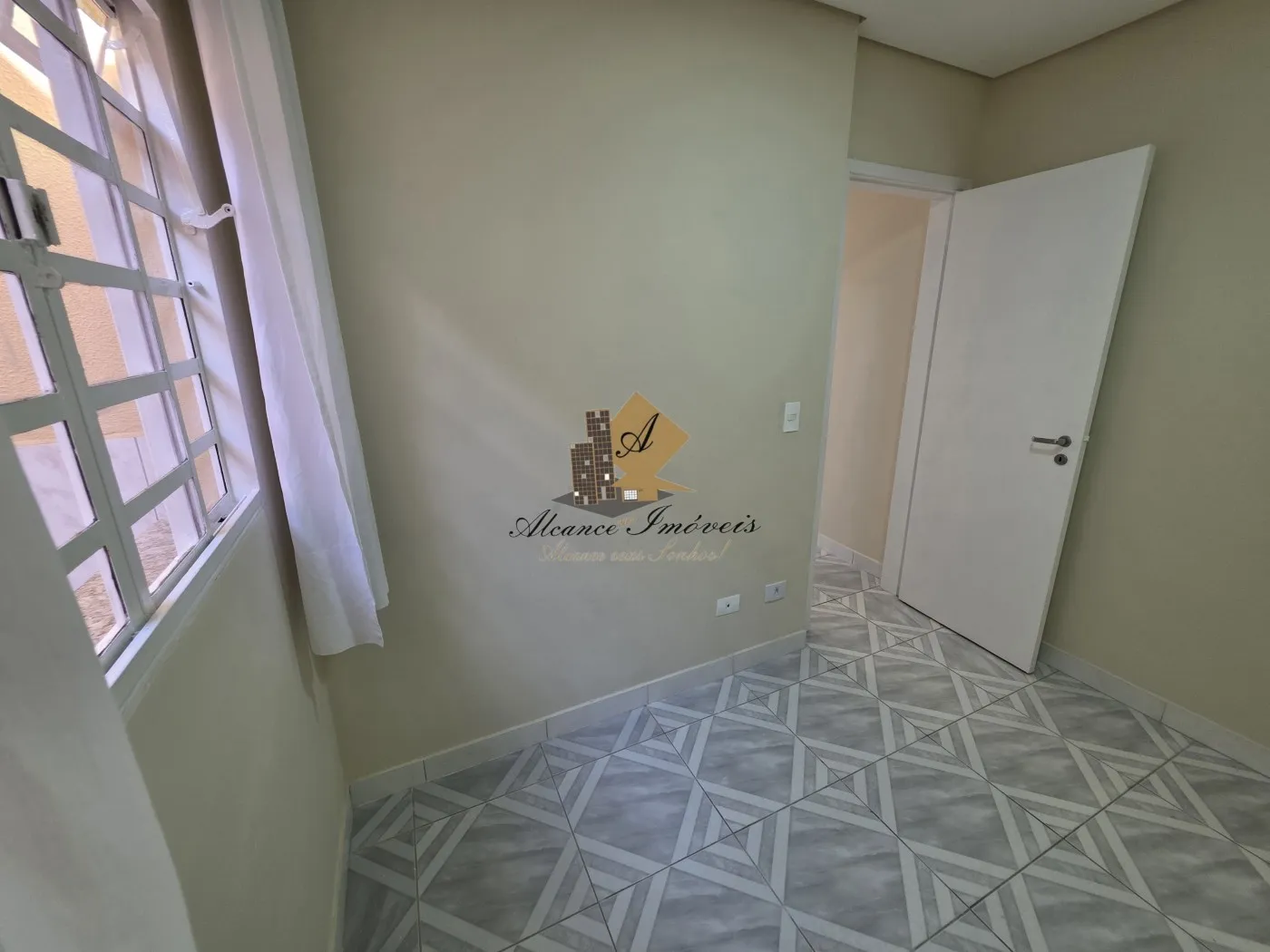 Condominium house with 2 bedrooms and 1 bathroom — photo 25