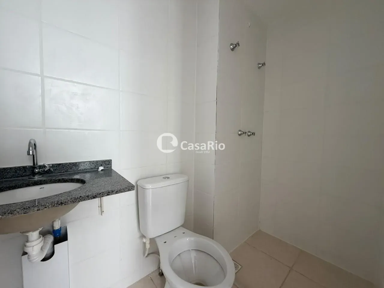 2-bedroom apartment in a building with a gym — photo 17
