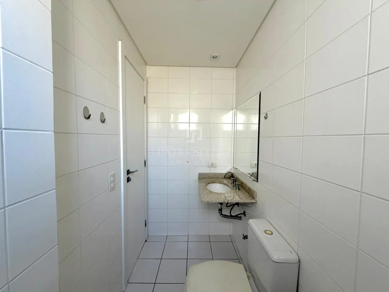 3-bedroom apartment with a washing machine in Curitiba — photo 22